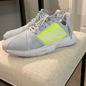 Gently worn Adidas Tennis Shoes